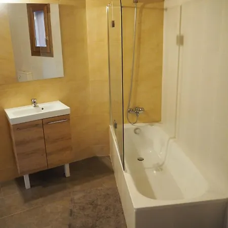 Feriehus Casa En Angoustrine Con Jardin Y Vistas Angoustrine